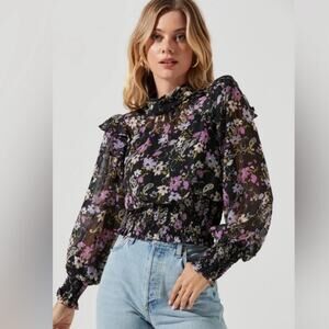 ASTR the Label Floral Long Sleeve Ruffle Blouse Black Floral Size XS